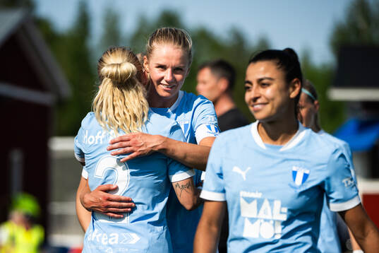 Malmö FFs Nellie Lilja jublar
