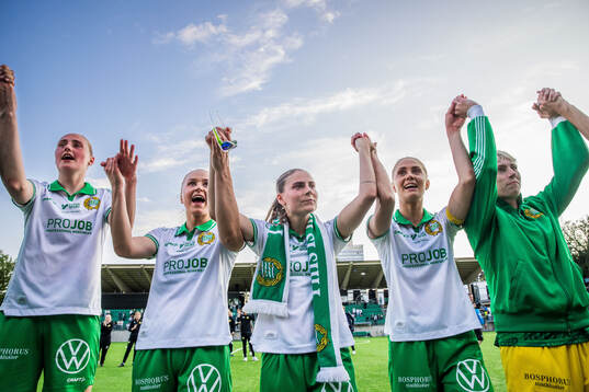 Hammarbys Emelie Bragstad, Anna Jøsendal, Smilla Vallotto