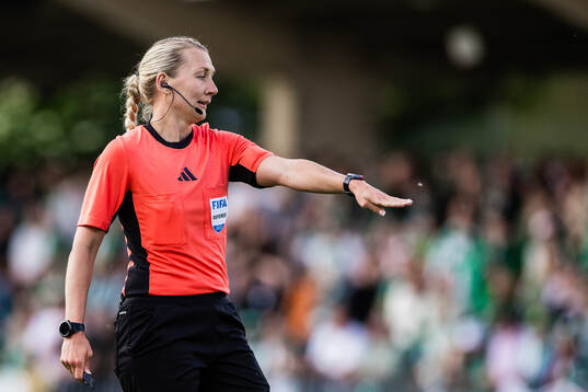 Domare Tess Olofsson