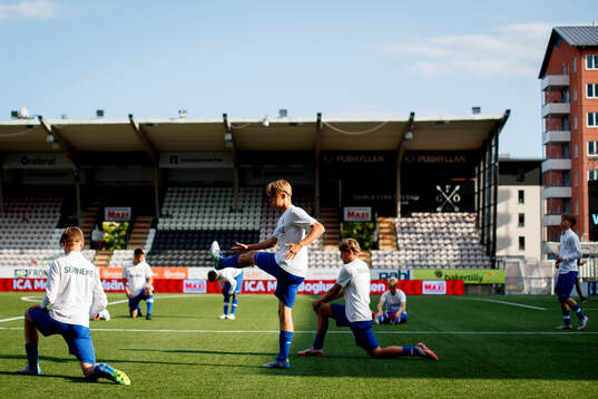 IFK Göteborgspelarna värmer upp