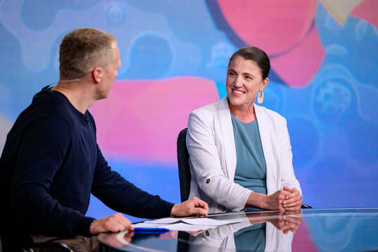 Expert Kirsten van de Ven i studion