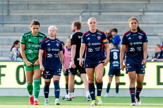 Rosengårds målvakt Eartha Cumings, Anni Hartikainen,