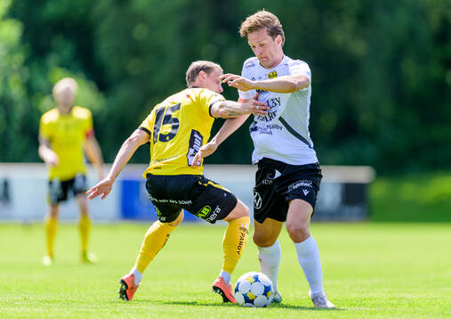 Elfsborgs Simon Hedlund och Mjällbys Ludvig Tidstrand