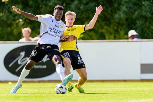 Mjällbys Christian Tchounte och Charles Rosén