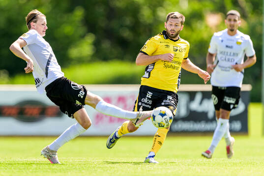 Mjällbys Charles Rosén och Elfsborgs Rasmus Wikström