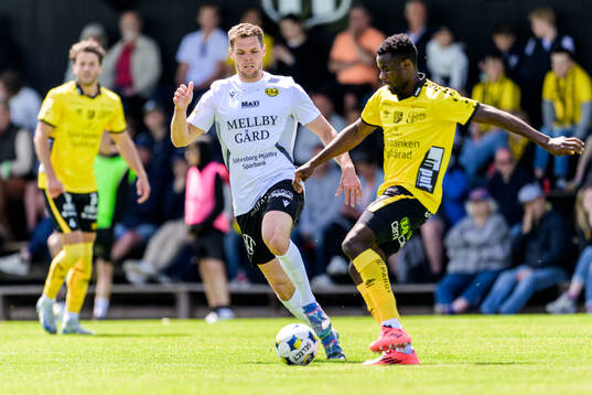 Mjällbys Jacob Bergström och Elfsborgs Ibrahim Buhari