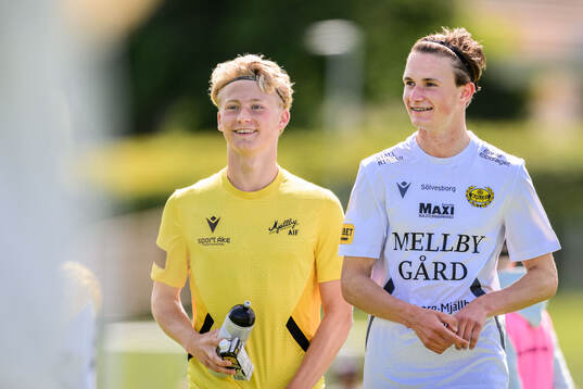 Mjällbys Romeo Leandersson och Charles Rosén