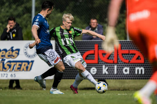 Halmstads Pascal Gregor och GAISs Frosti Thorkelsson