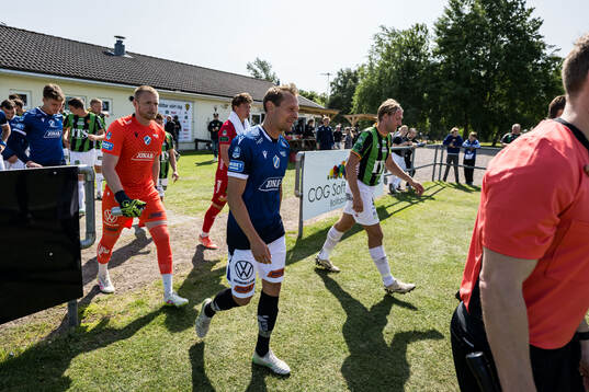 Halmstads Joel Allansson och GAISs August Wängberg