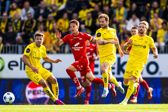 Felix Horn Myhre of Brann and Ole Didrik Blomberg of