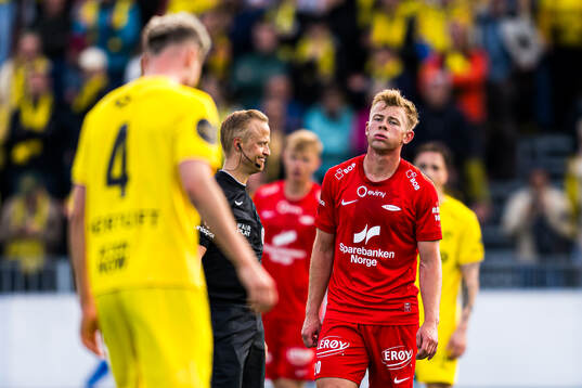Aune Heggebø of Brann looks dejected