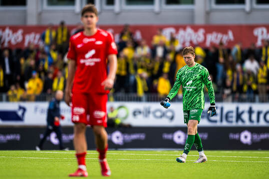 Mathias Dyngeland of Brann looks dejected