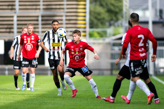 Örebros Linus Alperud