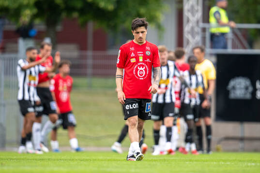 Örebros Antonio Yakoub deppar
