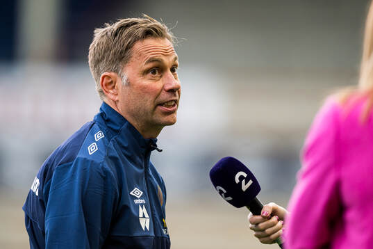 Head coach Karl Oskar Fjørtoft of AaFK Fortuna