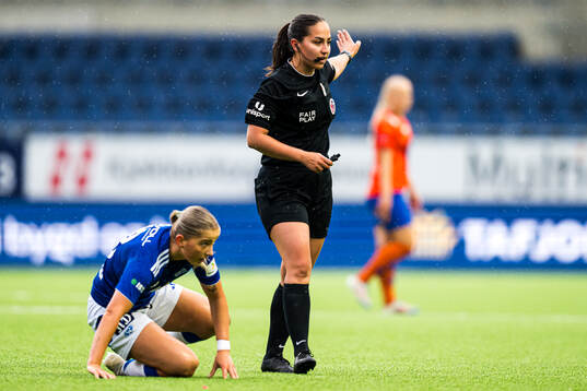 Aylin Kalak, referee