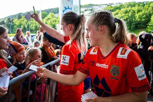 Ingeborg Lye Skretting of AaFK Fortuna in the fanzone