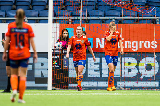 Ida Skaar Kroken and Sofie Emilie Riis of AaFK Fortuna