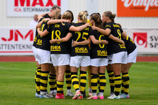 AIKs spelare samlas