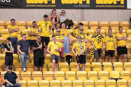 Elfsborgs supportrar på läktaren