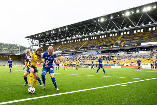 Sunnanås Wilma Dahlgren, Elfsborgs Jennifer Brinck och