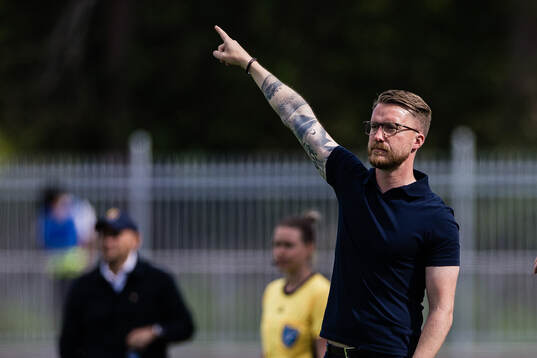 Växjö DFFs tränare Olof Unogård