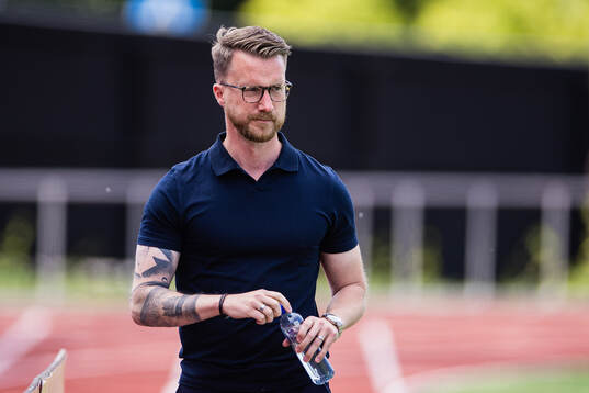 Växjö DFFs tränare Olof Unogård