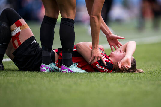 Brommapojkarnas Frida Thörnqvist har ont