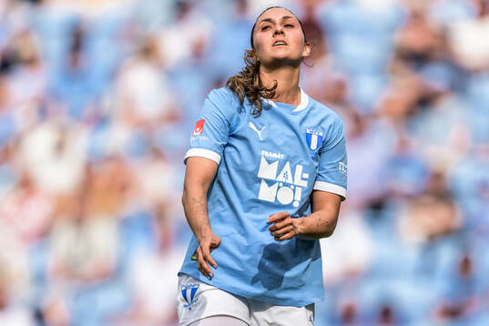 Malmö FFs Isabella D'Aquila deppar