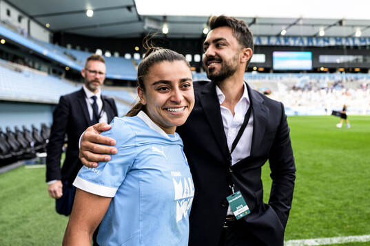 Malmö FFs Ines Belloumou och sportchef Maxim Khalil