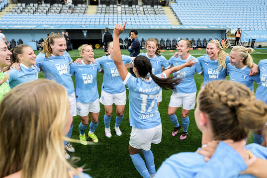 Malmö FFs Ines Belloumou jublar