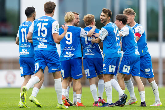 Oddevolds Carl Ådahl jublar