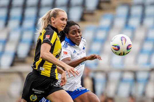 Hammarbys Ellen Wangerheim och IFK Norrköpings Maya Aliyah