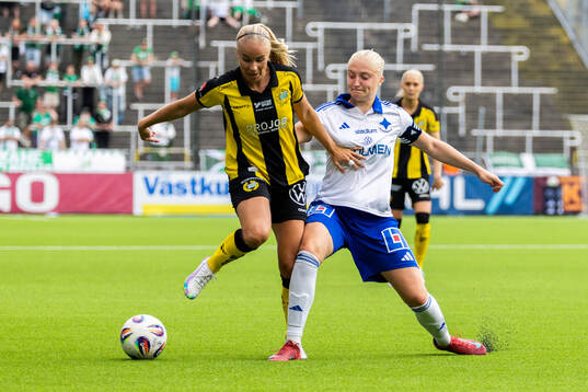 Hammarbys Stina Lennartsson och IFK Norrköpings Wilma