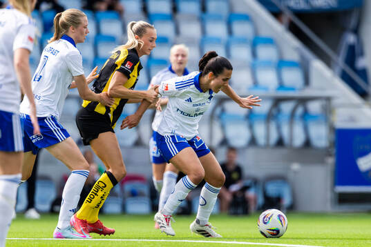 Hammarbys Ellen Wangerheim och IFK Norrköpings Vesna