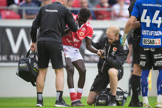 Kalmars Gibril Sosseh får vård