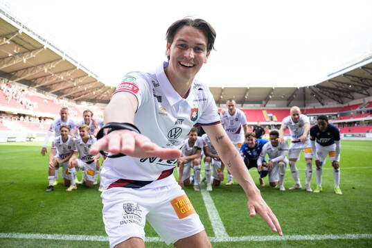 Örgrytes Noah Christoffersson jublar