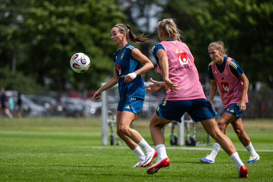 Kosovare Asllani of the Swedish women’s national football