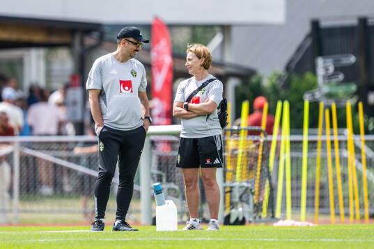 Medical doctor Houman Ebrahim and physio Annica Näsmark of