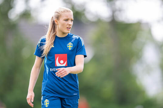 Smilla Holmberg of the Swedish women’s national football