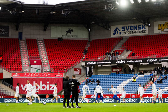 Umeås spelare värmer upp