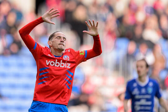 Helsingborgs Ervin Gigovic deppar