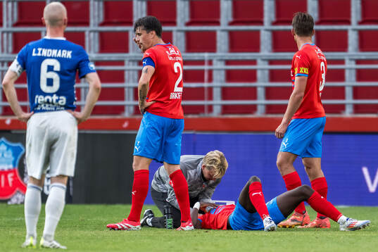 Helsingborgs Adam Akimey får vård