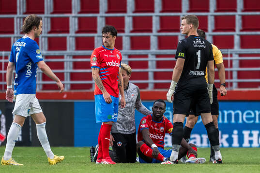 Helsingborgs Adam Akimey får vård