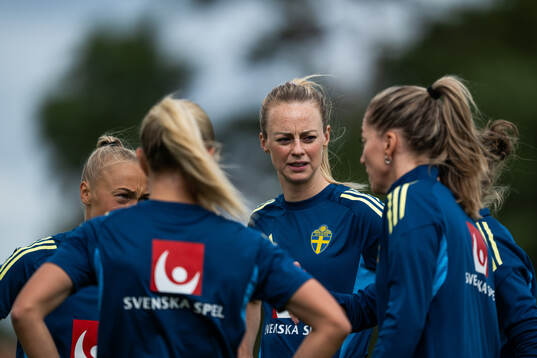 Hanna Bennison and Amanda Ilestedt of the Swedish women's