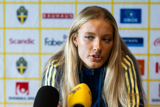 Smilla Holmberg of the Swedish women's national football
