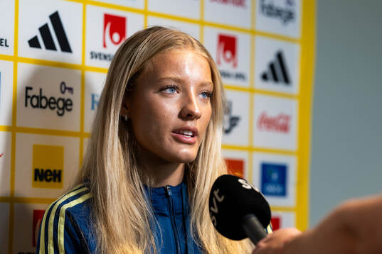 Smilla Holmberg of the Swedish women's national football
