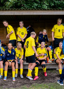 Emilia Jägestedt Widstrand, KIF Örebro och Ronia Åbrink,