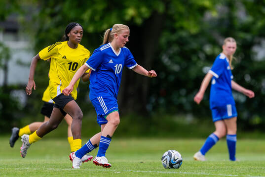 Kajsa Asplund, Gamla Upsala SK och Amanda Cannehag,
