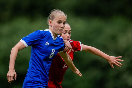 Elvira Wide, Hammarby IF FF och Leiah Frändén Gomes,